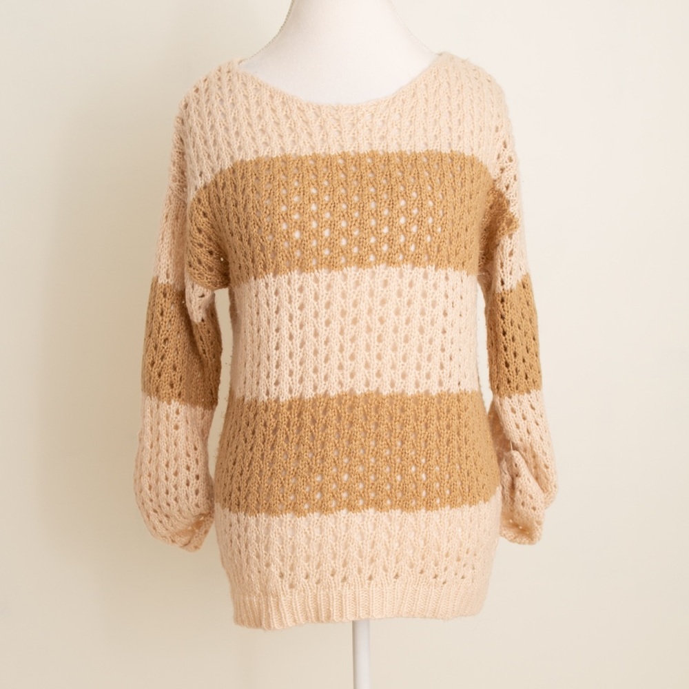 Neutral Striped 3/4 Sleeve Sweater